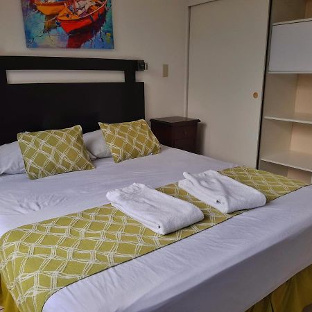 Suites & Apartments San Benito - Flats San Salvador Extérieur photo