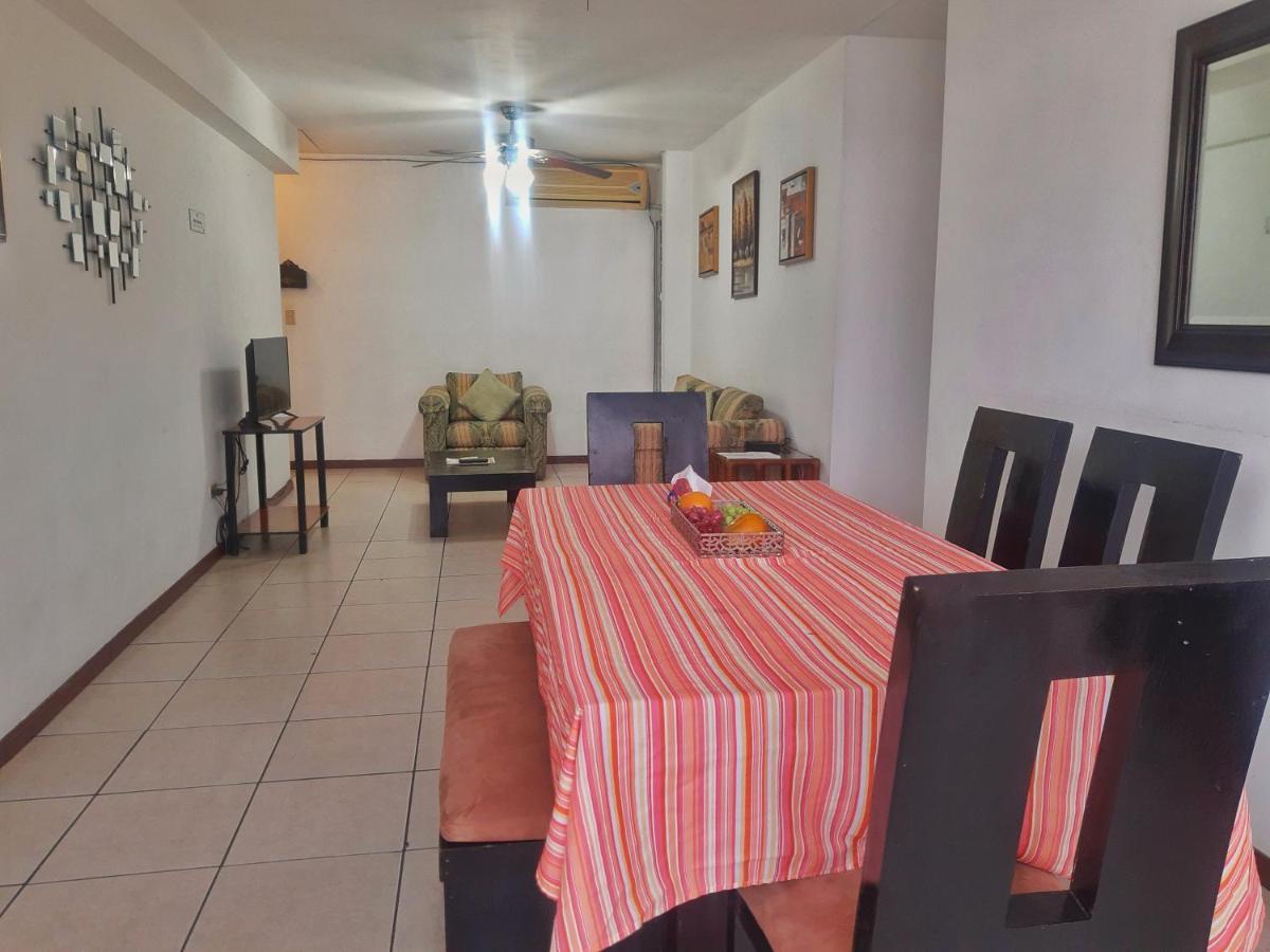 Suites & Apartments San Benito - Flats San Salvador Extérieur photo
